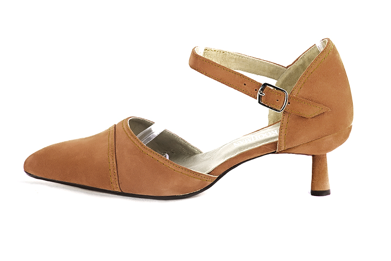 Camel beige women's open side shoes, with an instep strap. Tapered toe. Medium spool heels. Profile view - Florence KOOIJMAN